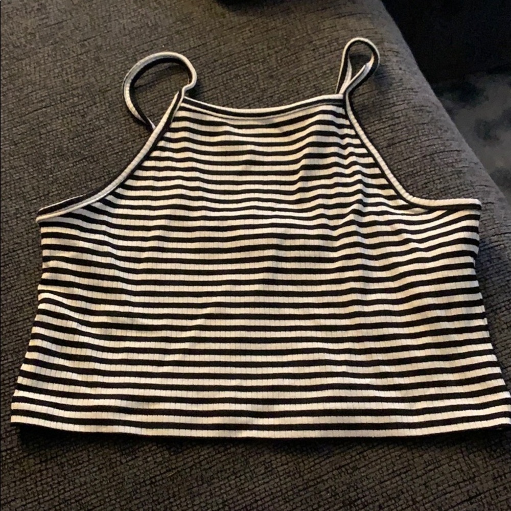 F21 crop tank